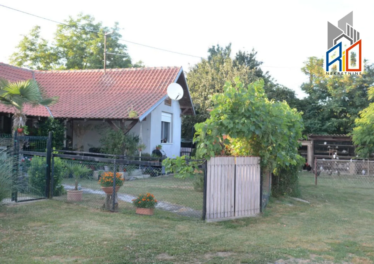 Useljiva kuća u Crvenoj Jabuci Ub slika 4