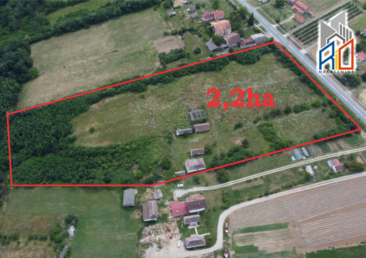 Seosko domaćinstvo sa 5.6ha u  Trbušcu slika 5
