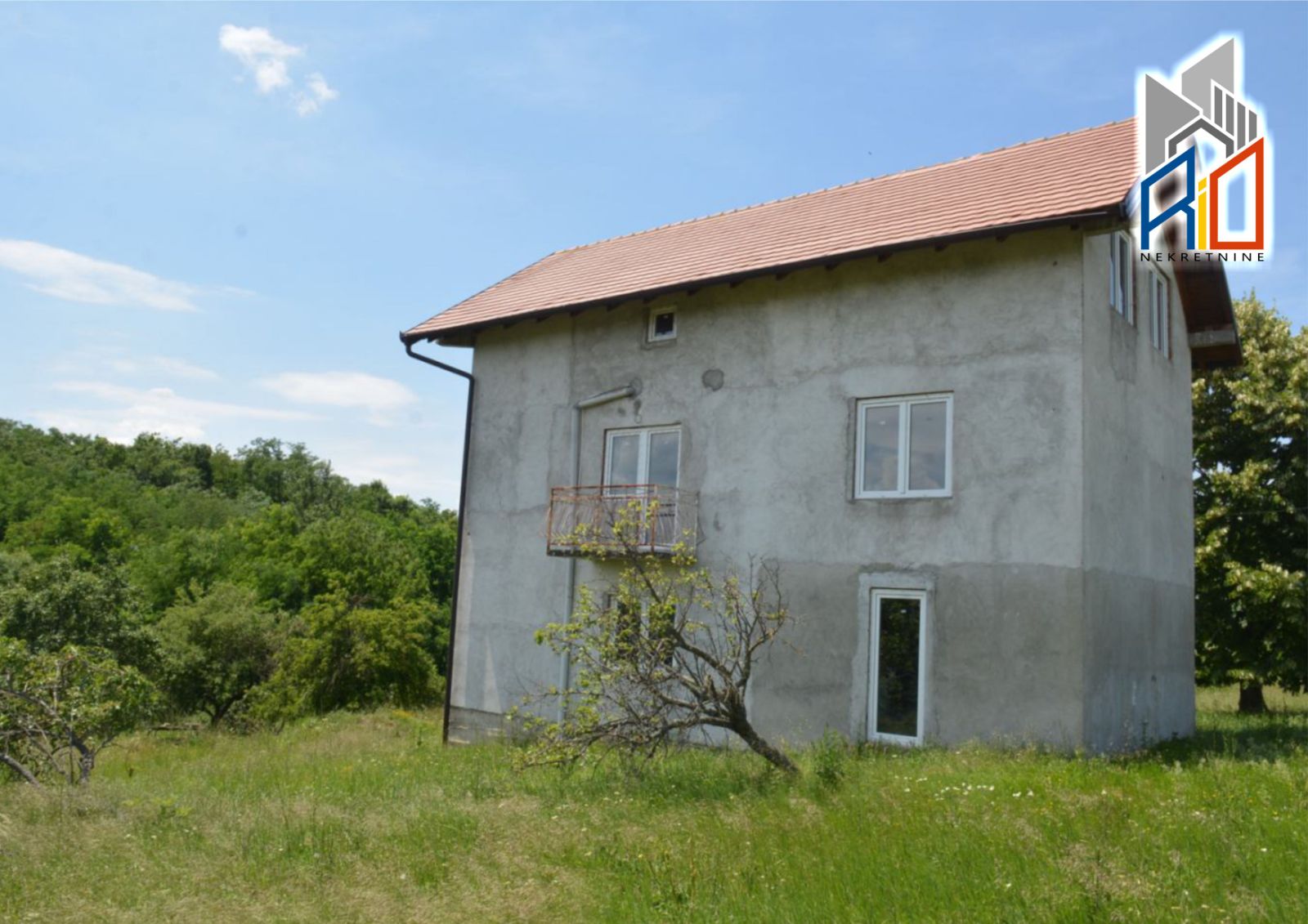 Kuća 200m2 u Tularima kod Uba slika 2