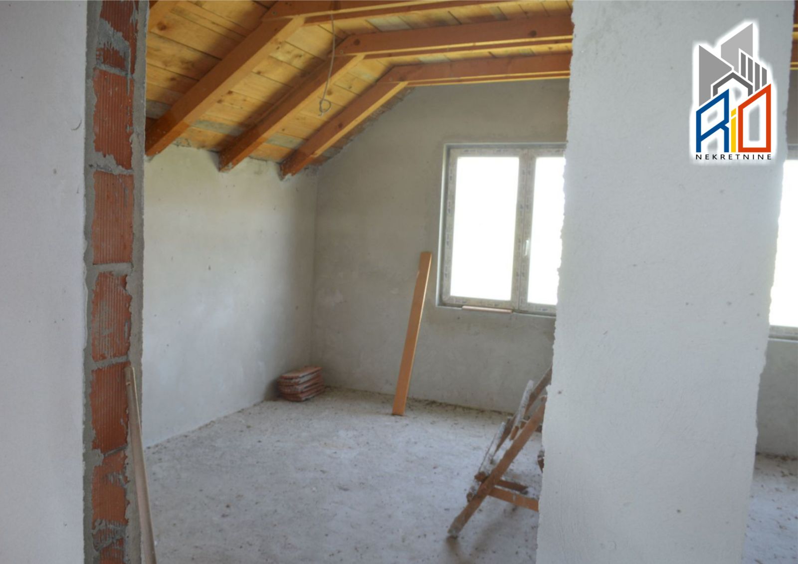 Kuća 200m2 u Tularima kod Uba slika 7