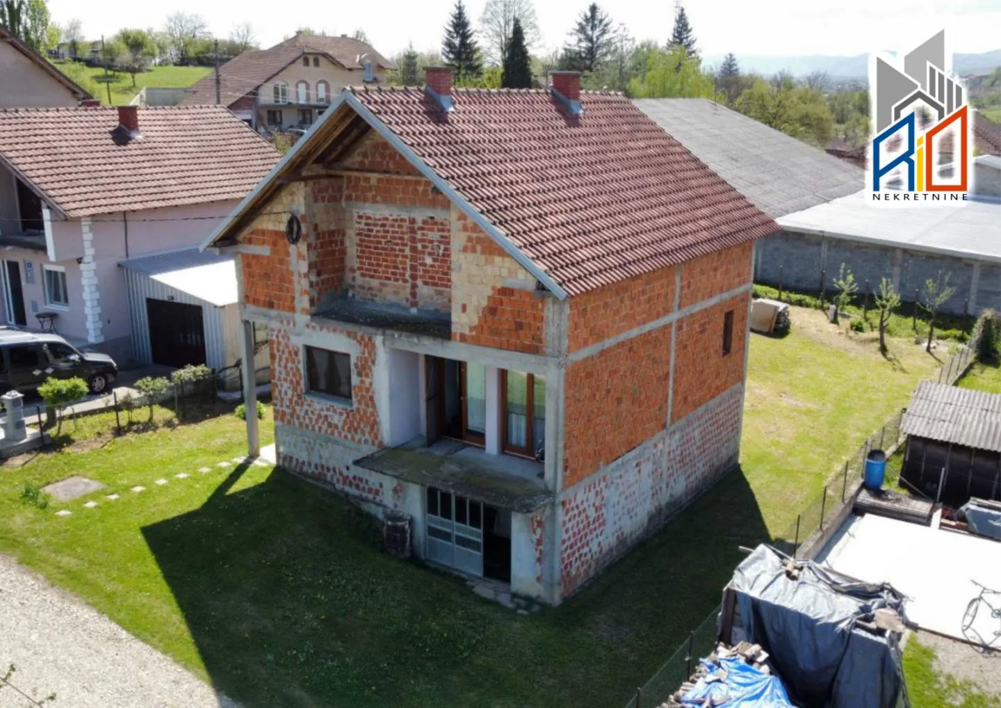 Useljiva kuća u Radjevom selu kod Valjeva slika 12